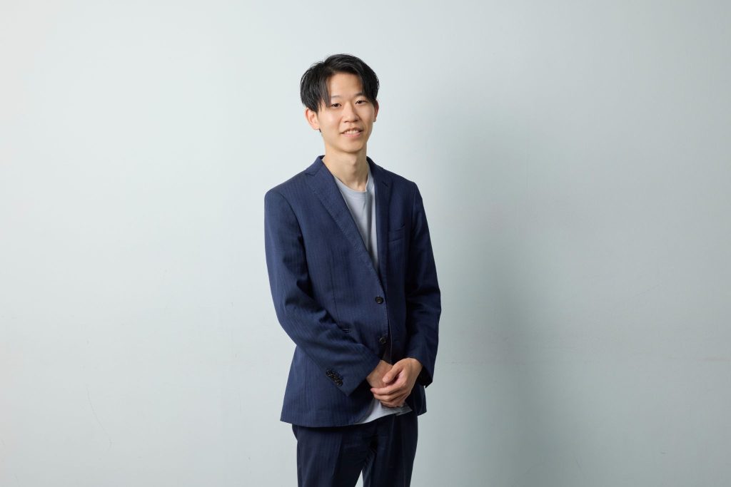 絹谷さんプロフィール